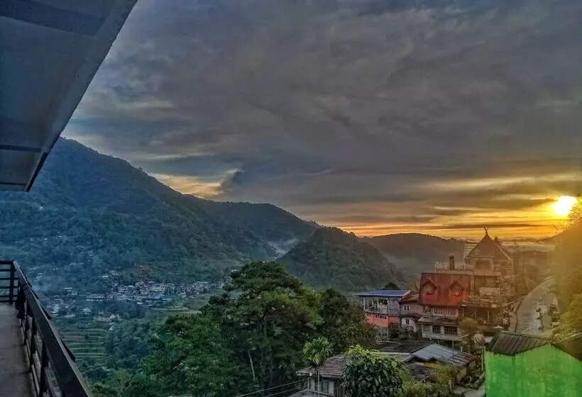 Banaue Pink Eco Hostel