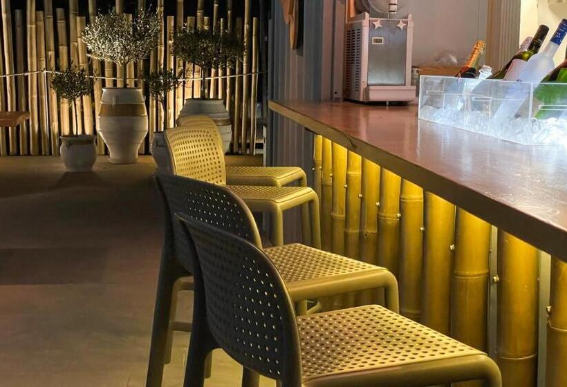 فندق Hermoso Luxury Suites