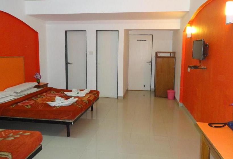 هتل Maharaja Palace