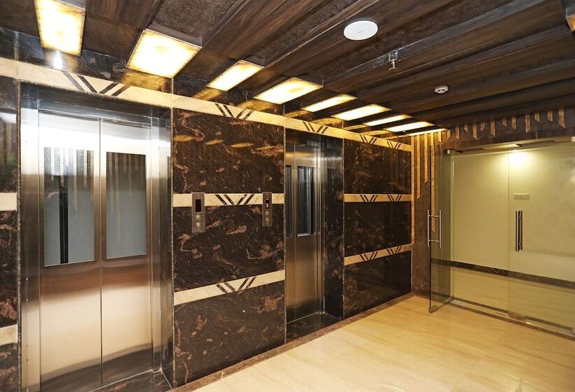 هتل Pikus Inn By Oyo Rooms