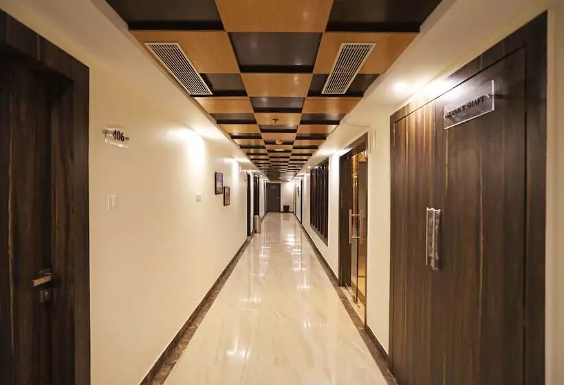 Hotelli Pikus Inn By Oyo Rooms
