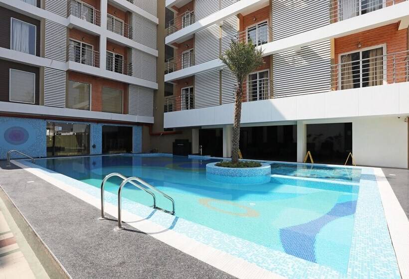 هتل Pikus Inn By Oyo Rooms