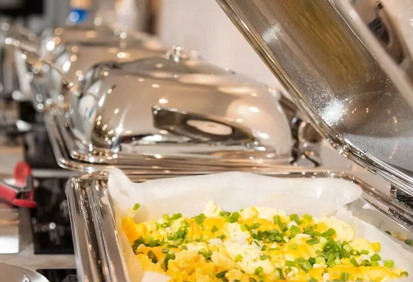 Pomeroy Hotel Fort Mcmurray