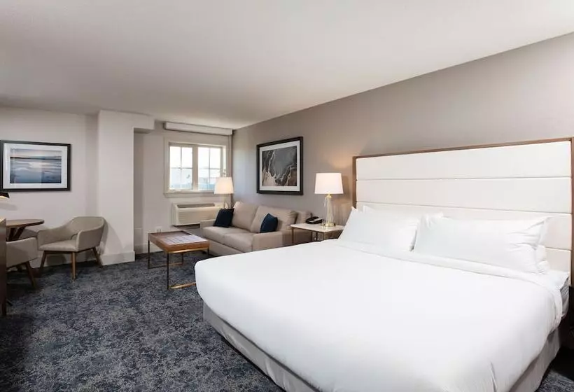 Pomeroy Hotel Fort Mcmurray