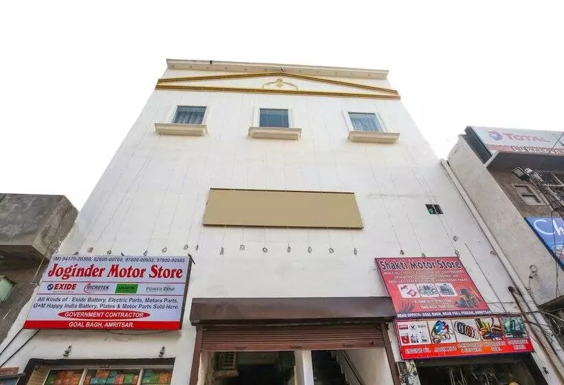 Hotelli R Continental By Oyo Rooms