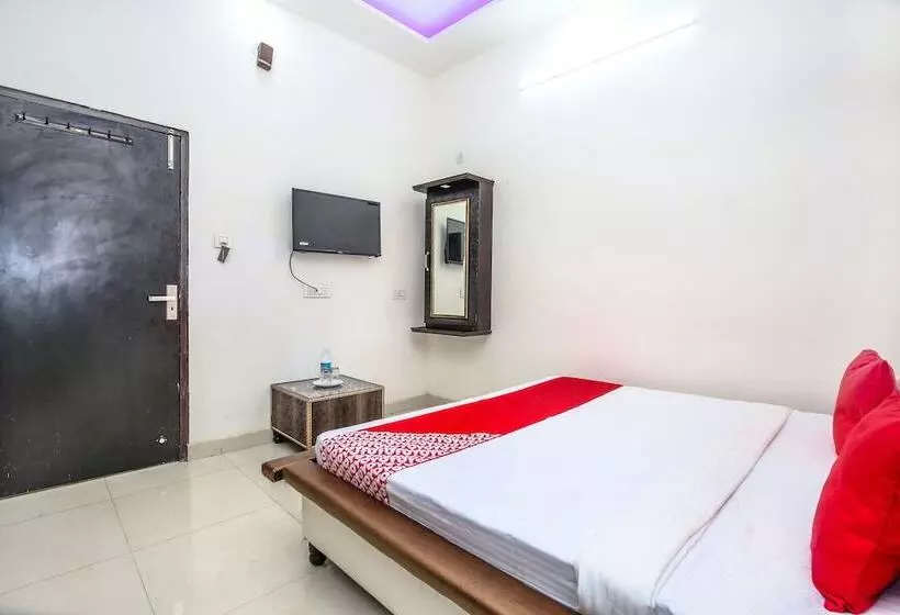 Hotelli R Continental By Oyo Rooms