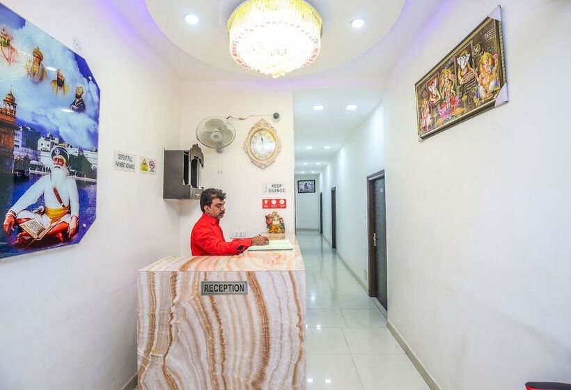 Hotel R Continental By Oyo Rooms