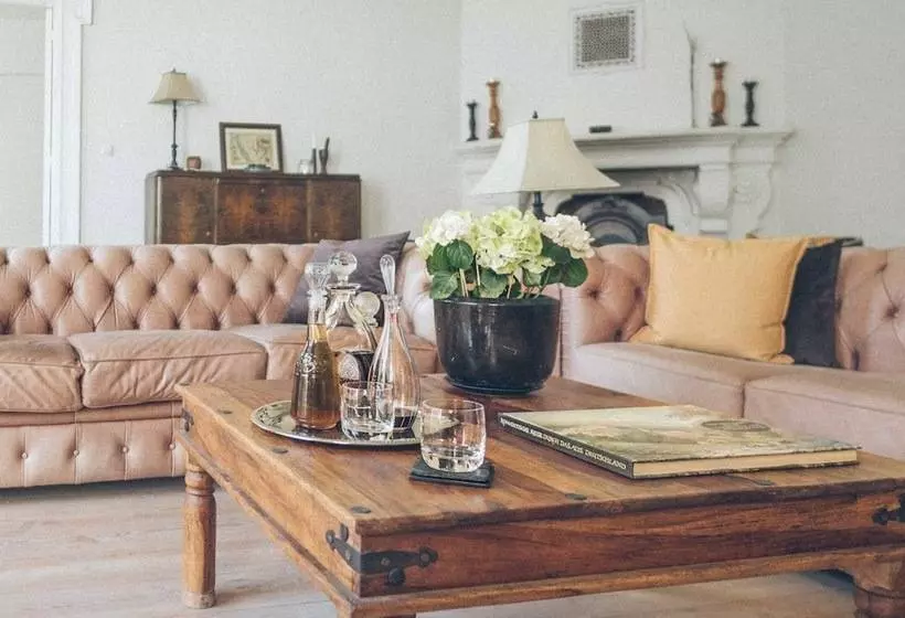 Hotelli The Palace At Osowa Sien