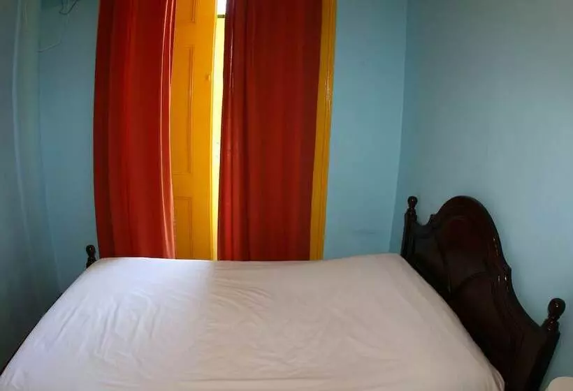 پانسیون Mana Guest House