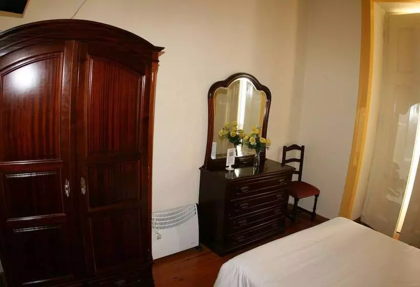 پانسیون Mana Guest House