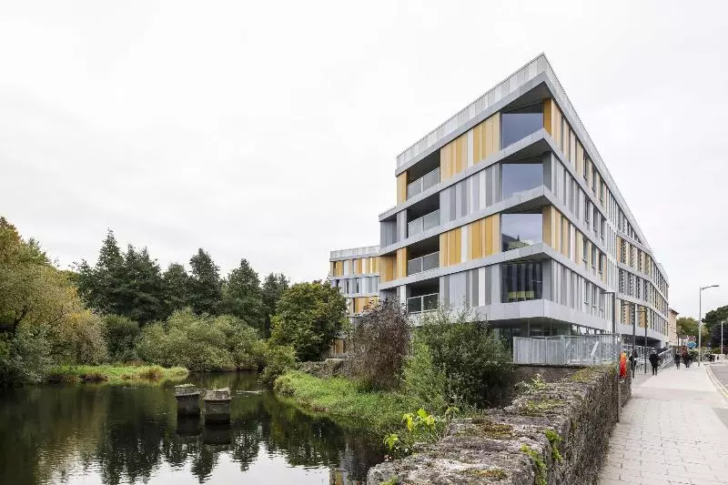 Yugo Explore   Amnis House