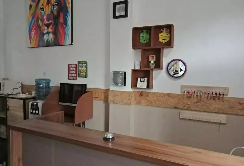 Bogor Cabin Inn   Hostel