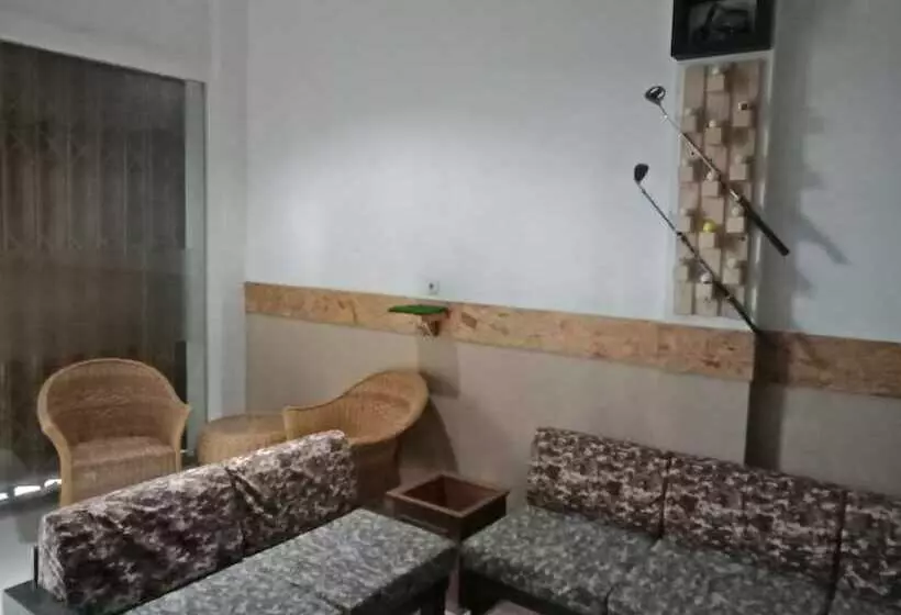 Bogor Cabin Inn   Hostel