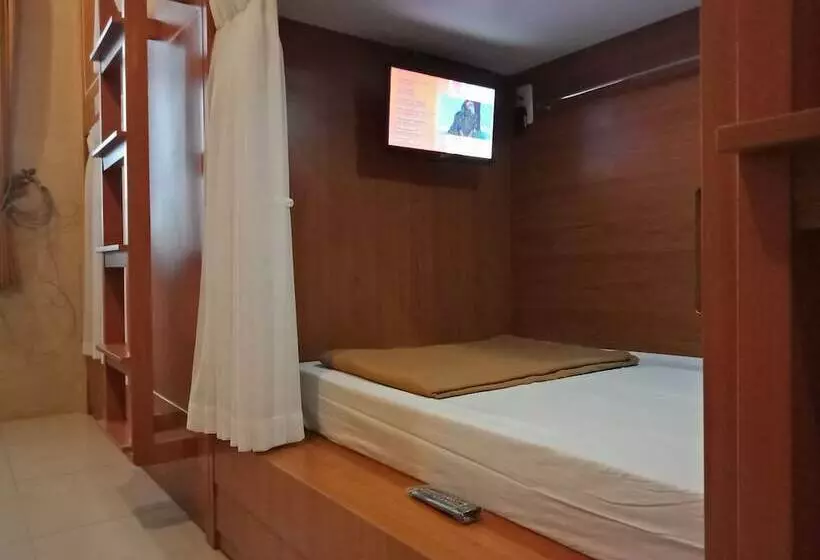 Bogor Cabin Inn   Hostel