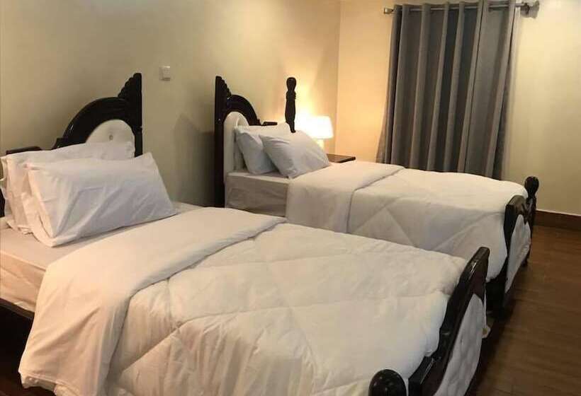 هتل Ingagi Park View Lodge