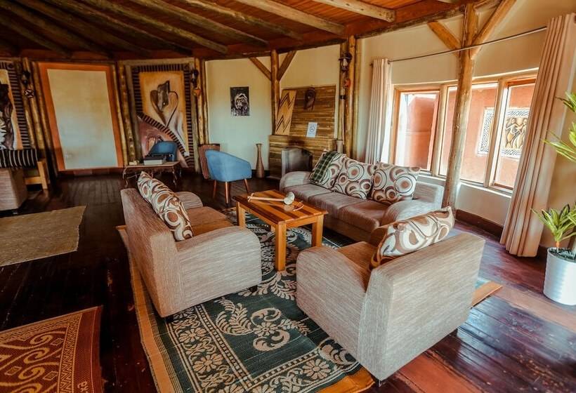 هتل Ingagi Park View Lodge