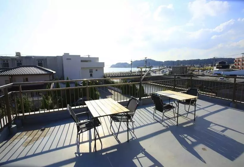 Hotelli 一棟貸しの海宿 Kamakura Sun&breeze