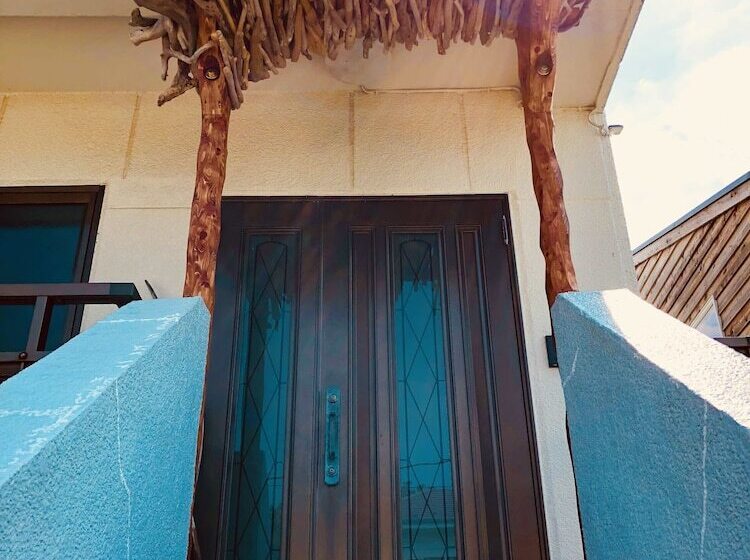 هتل 一棟貸しの海宿 Kamakura Sun&breeze