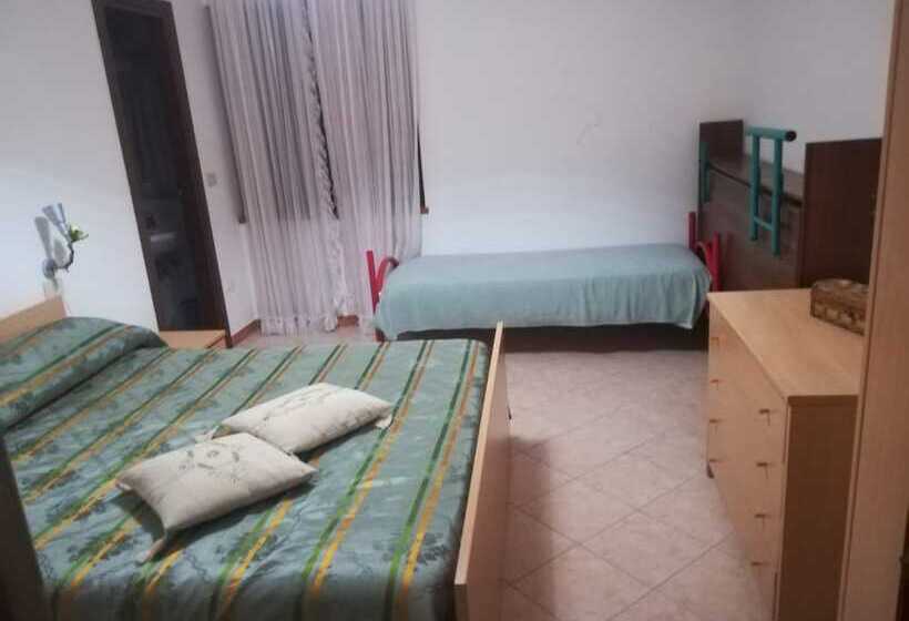 בית מלון כפרי Agriturismo Castanito