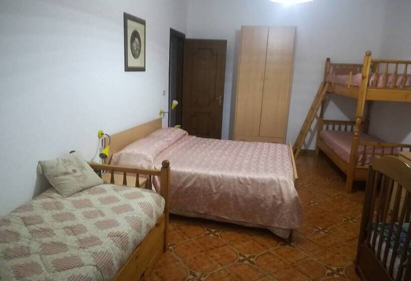 בית מלון כפרי Agriturismo Castanito