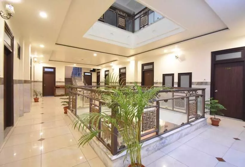 هتل Virasat Mahal Heritage