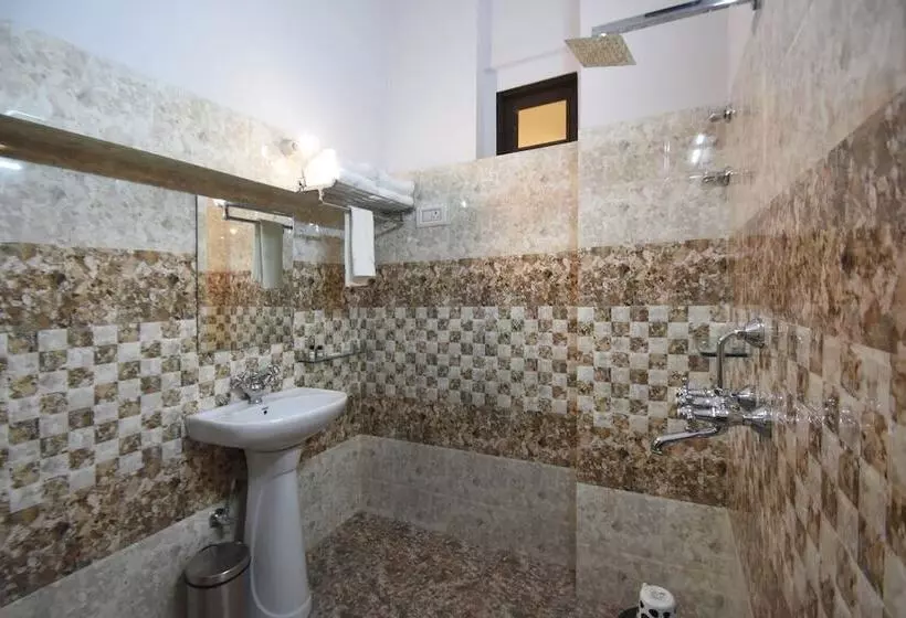 هتل Virasat Mahal Heritage