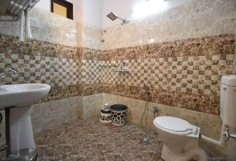 هتل Virasat Mahal Heritage