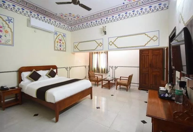 هتل Virasat Mahal Heritage