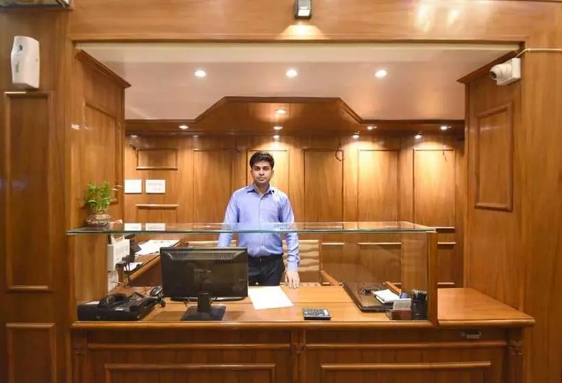 هتل Virasat Mahal Heritage