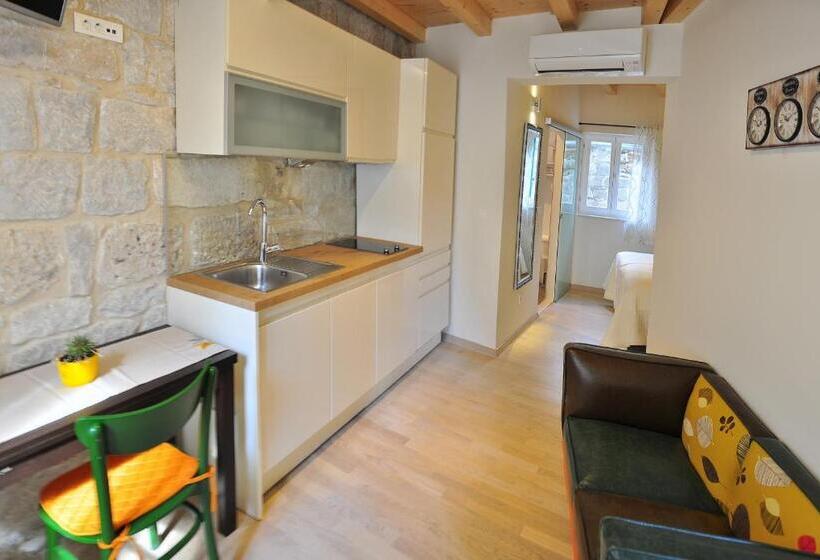 Majatalo Villa Stagnja