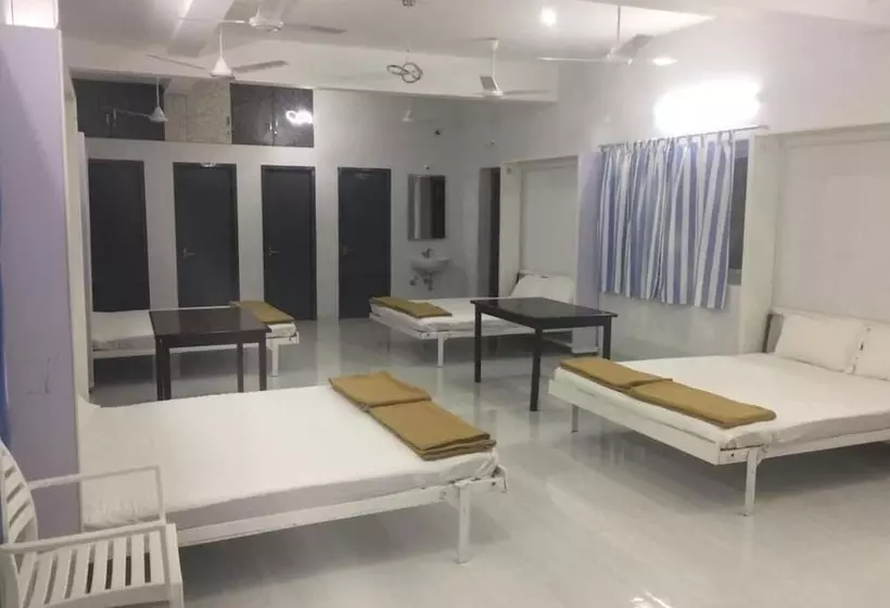 ペンション Quiet Home