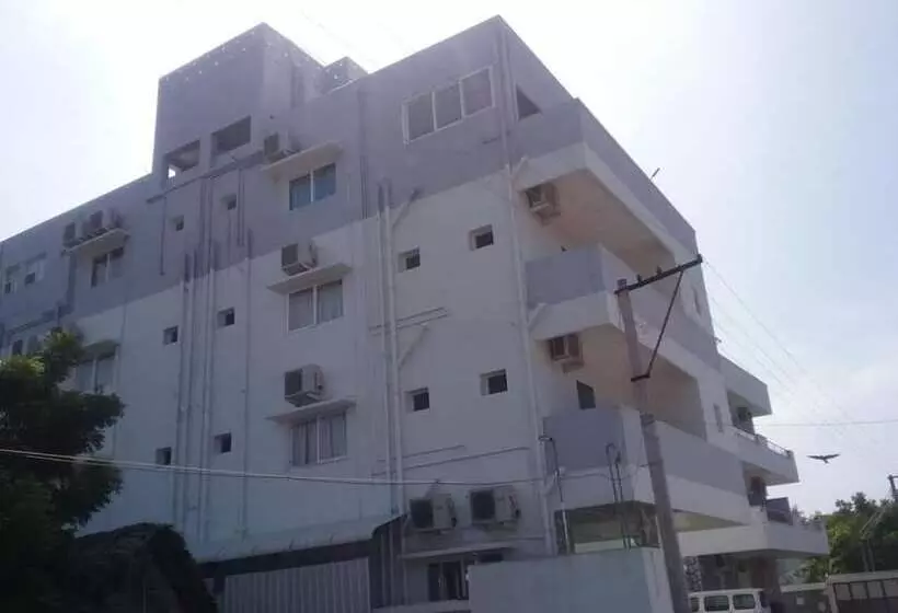 ペンション Quiet Home