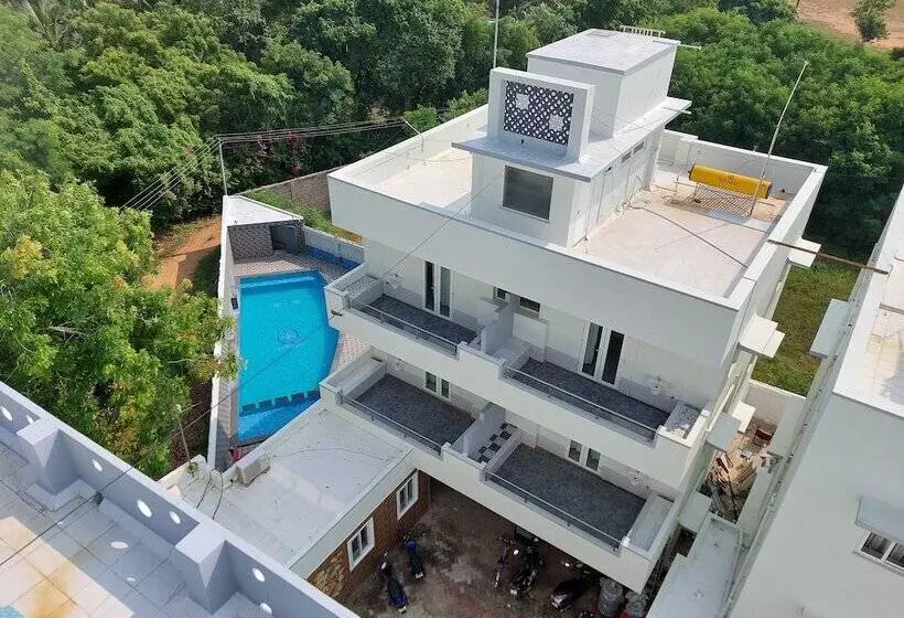 ペンション Quiet Home