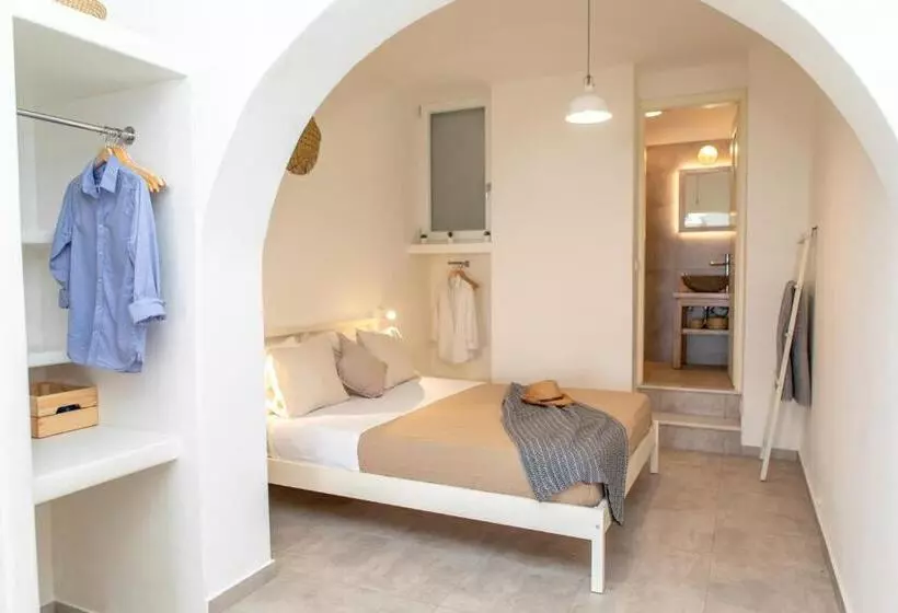 Thea Suites Naxos