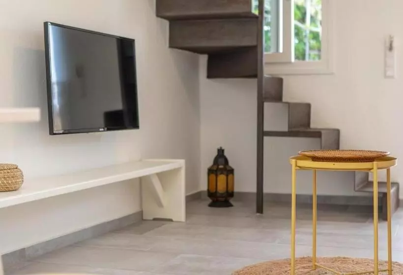 Thea Suites Naxos