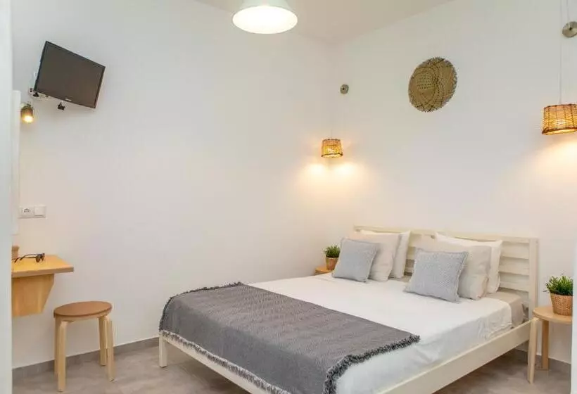 Thea Suites Naxos