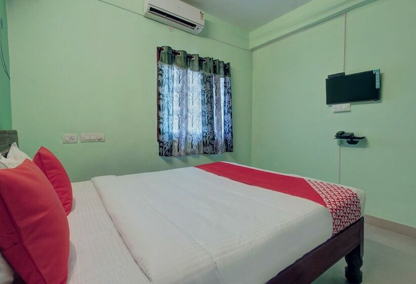 Veera Amohaa Service Apartments By Oyo Rooms
