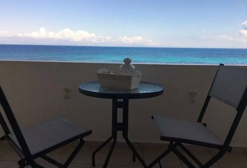 Elena S Luxury Studios And Apartments