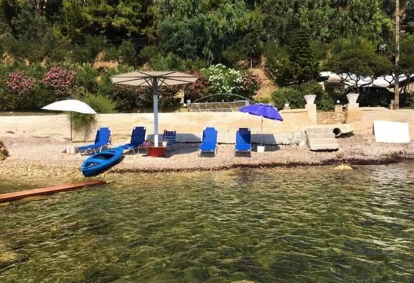 Elena S Luxury Studios And Apartments