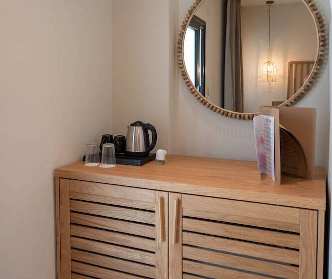 ホテル Elies 33 Bio Retreat   Adults Only