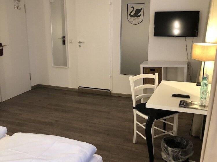 호텔 Gasthaus Zum Schwan