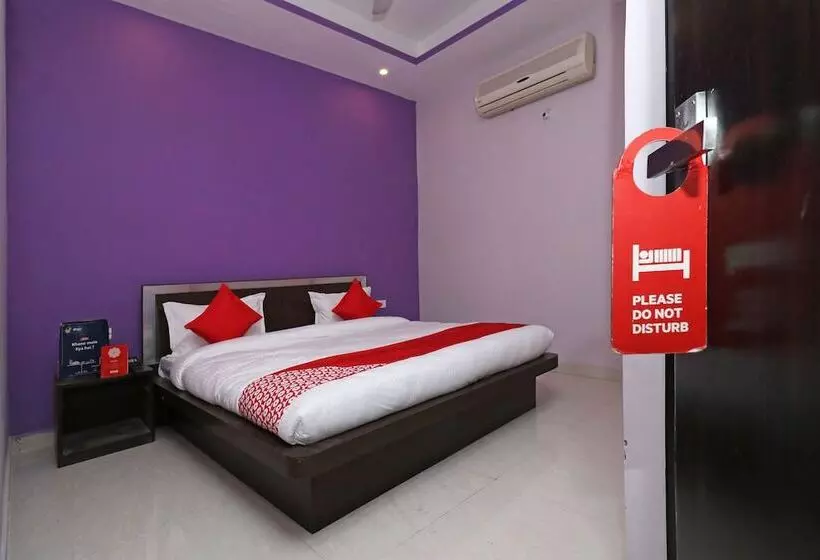 Oyo 24662 Hotel Shanti