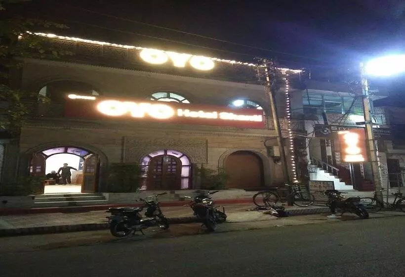 Oyo 24662 Hotel Shanti