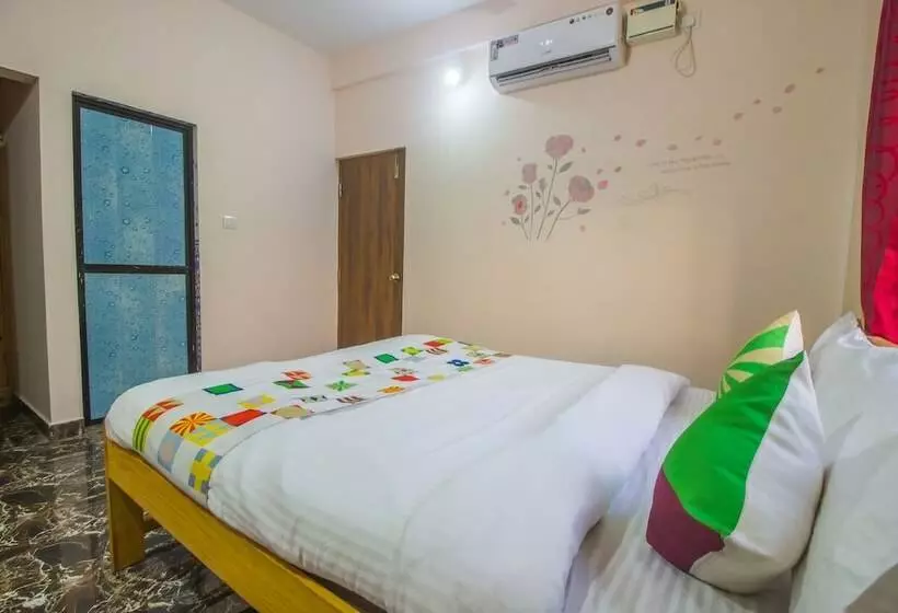 ペンション Oyo 19350 Home Spacious 1bhk Candolim