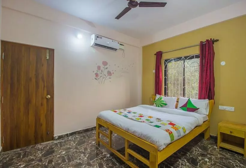 ペンション Oyo 19350 Home Spacious 1bhk Candolim