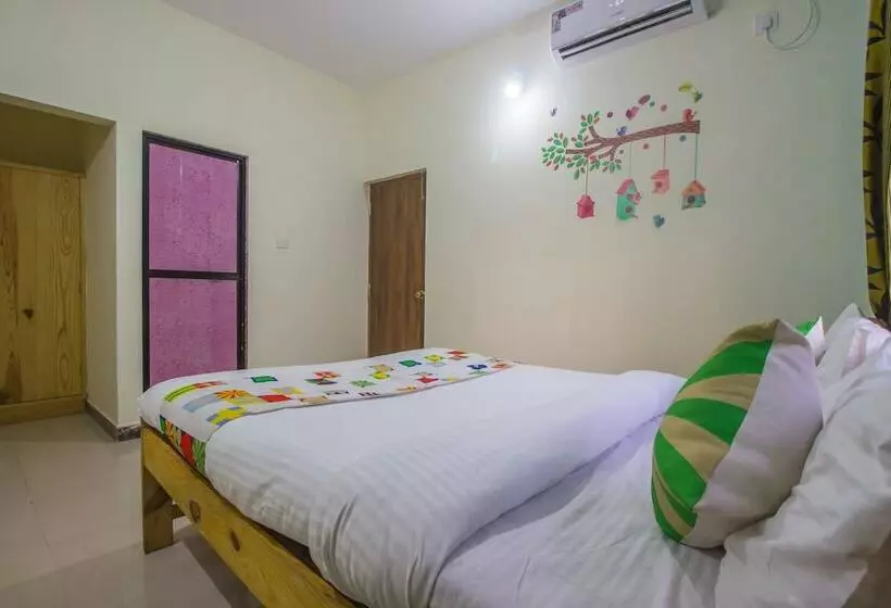 ペンション Oyo 19350 Home Spacious 1bhk Candolim