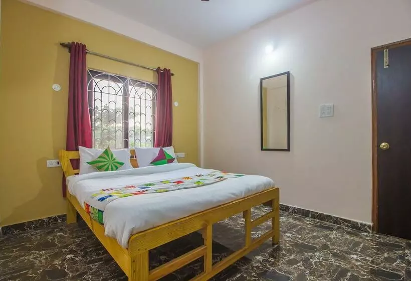 ペンション Oyo 19350 Home Spacious 1bhk Candolim