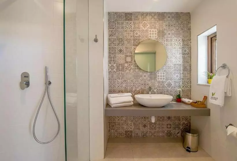 تختخواب و صبحانه Viewpoint Boutique Living