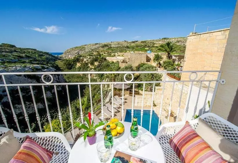 تختخواب و صبحانه Viewpoint Boutique Living