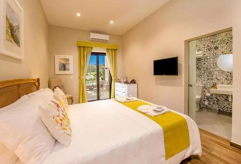 تختخواب و صبحانه Viewpoint Boutique Living